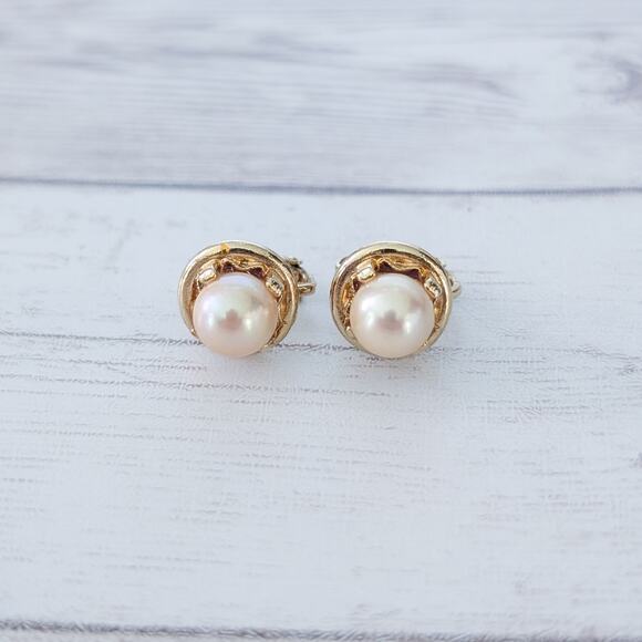 Vintage Clip On Earrings Stylish & Elegant Faux Pearl Set in Gold Tone - Picture 1 of 5